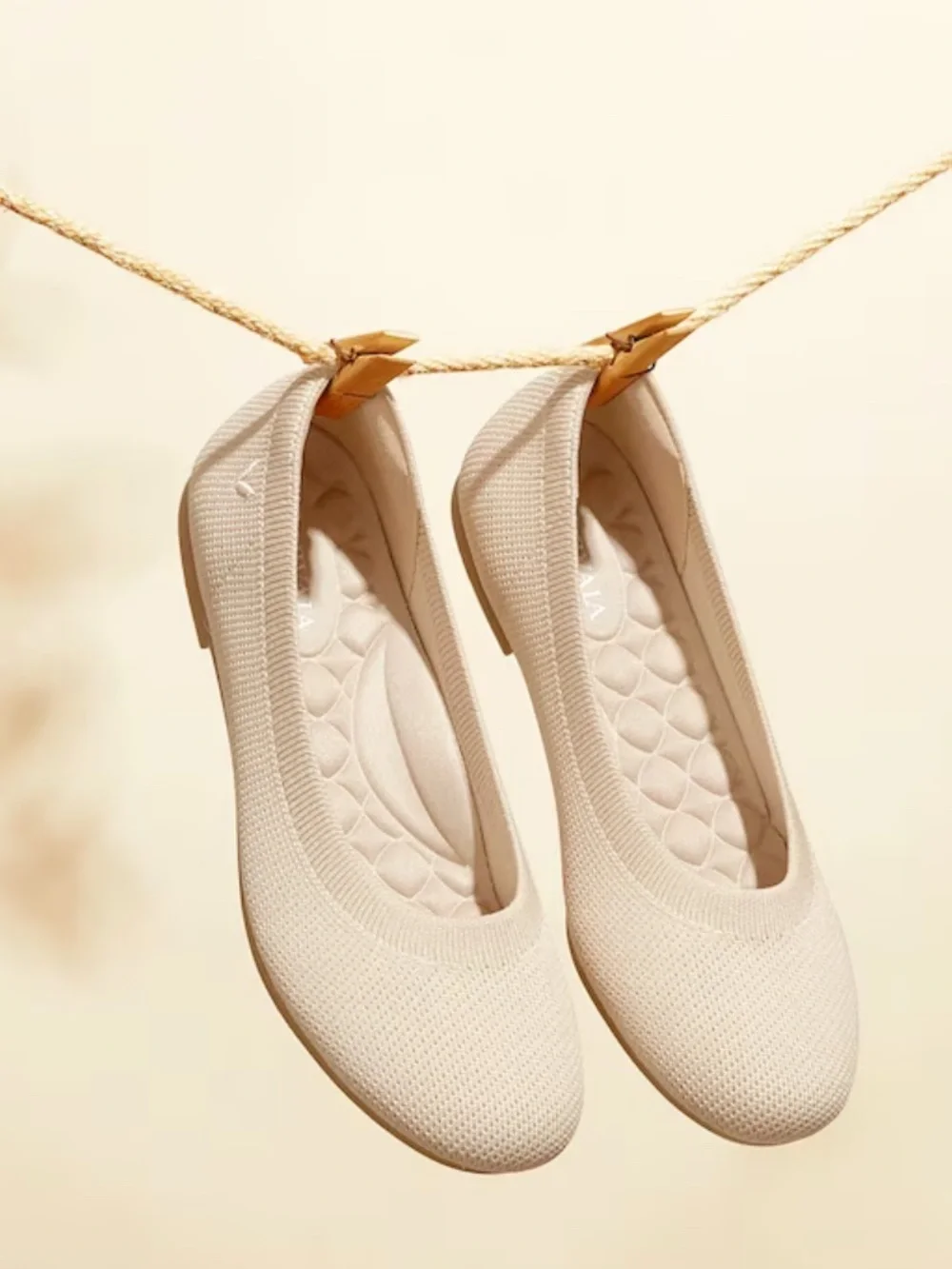 Vivaia Claire Round Toe Woven Knit Flats Cream Tan Size 41